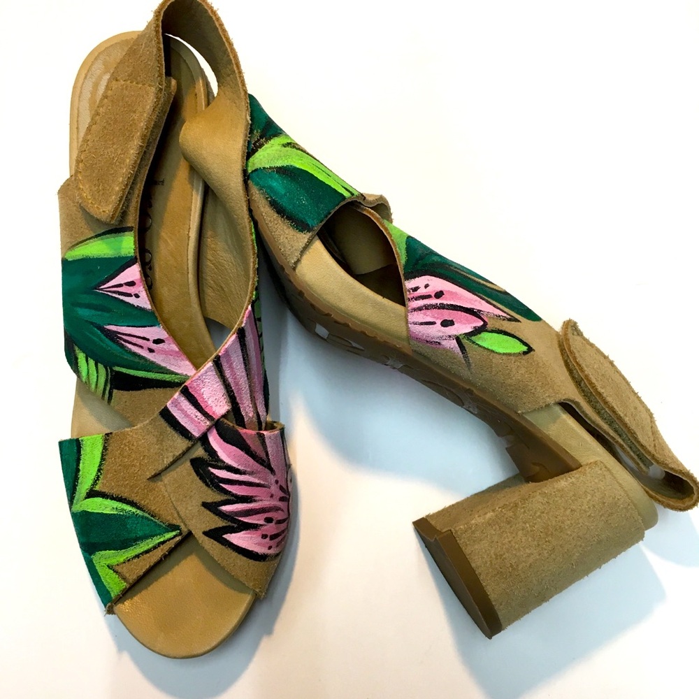 Pedro Garcia Block Heel Suede Leather Open Toe Sandals EU 36 Tan Hand Painted